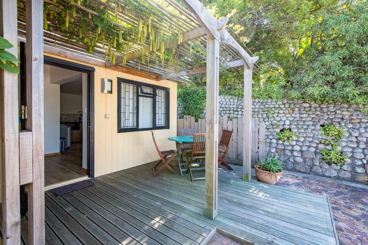 Garden Cottage in Ambiente Guest House Knysna Exteriör bild